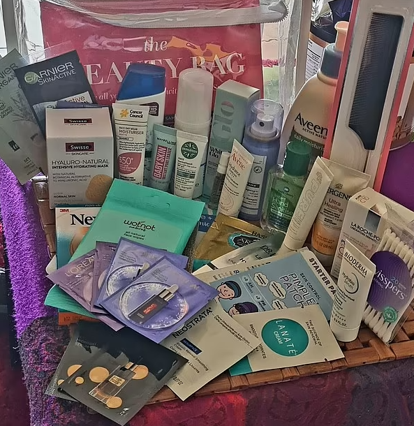 PureSkin Mini Kit Mystery Box – Travel-Size Skincare Picks