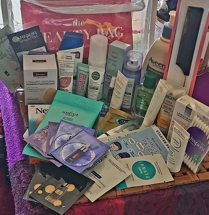 PureSkin Mini Kit Mystery Box – Travel-Size Skincare Picks