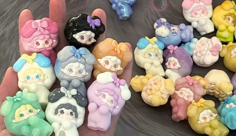 Kawaii Toy Mystery Bag – Cute Characters & Desk Accessories